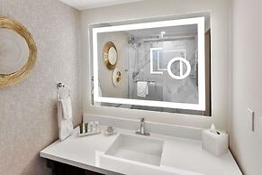 Hilton Appleton Paper Valley