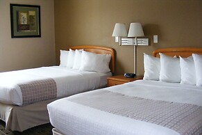 Americas Best Value Inn & Suites Bismarck