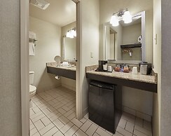 Travelway Inn Sudbury