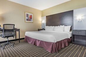 Quality Inn & Suites Downtown