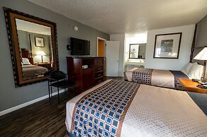 American Inn & Suites Russellville