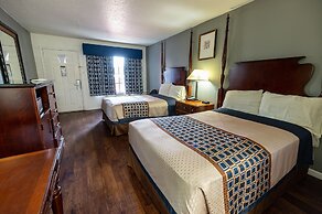 American Inn & Suites Russellville