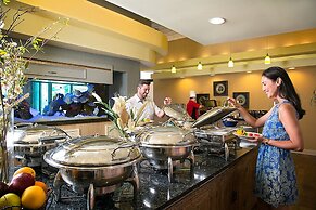 Coral Beach Resort and Suites