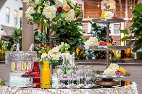 Crowne Plaza Albany - The Desmond Hotel by IHG