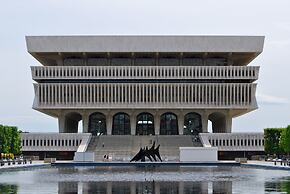 Crowne Plaza Albany - The Desmond Hotel by IHG