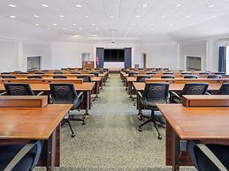 Crowne Plaza Albany - The Desmond Hotel by IHG