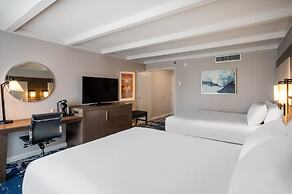 Crowne Plaza Albany - The Desmond Hotel by IHG