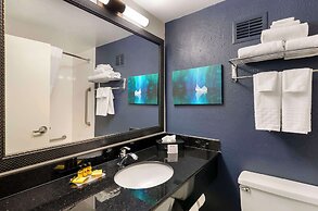 Best Western Plus Beckley Inn