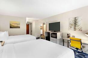 Best Western Plus Beckley Inn