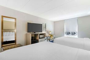 Best Western Plus Beckley Inn