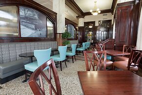 Drury Inn & Suites St. Louis Union Station