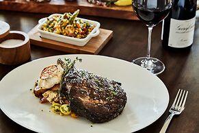 Wild Dunes Resort – Sweetgrass Inn and Boardwalk Inn