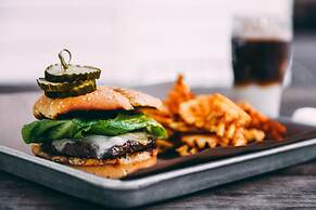 Wild Dunes Resort – Sweetgrass Inn and Boardwalk Inn