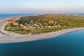 Wild Dunes Resort – Sweetgrass Inn and Boardwalk Inn