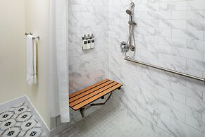 Wild Dunes Resort – Sweetgrass Inn and Boardwalk Inn