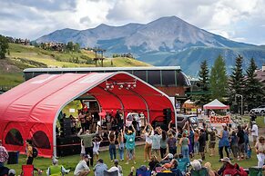 Elevation Hotel & Spa