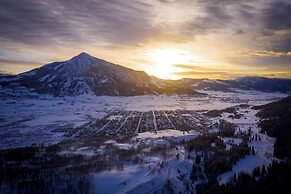 Elevation Hotel & Spa