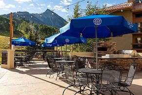 Elevation Hotel & Spa