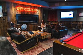 Elevation Hotel & Spa