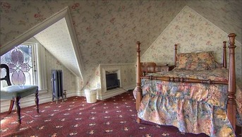 Gingerbread Mansion Inn