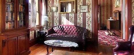 Gingerbread Mansion Inn