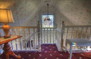 Gingerbread Mansion Inn