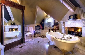 Gingerbread Mansion Inn