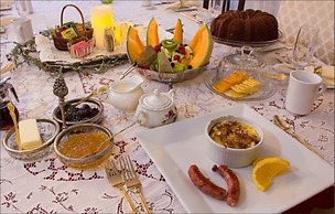 Gingerbread Mansion Inn