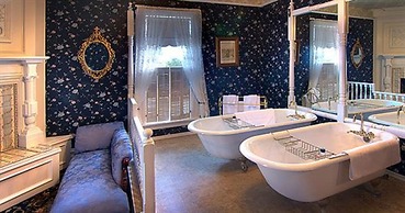 Gingerbread Mansion Inn