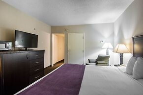Quality Inn & Suites Yellowknife