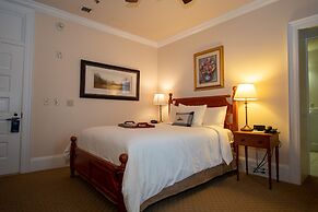 Historic Boone Tavern Hotel and Restaurant