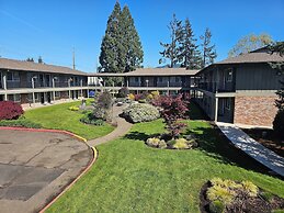 Village Inn Springfield