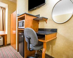 Quality Inn & Suites North/Polaris