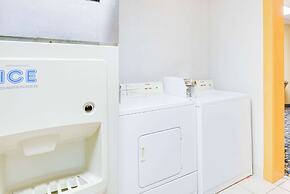 Super 8 by Wyndham Port Clinton