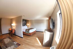 Super 8 by Wyndham Portsmouth