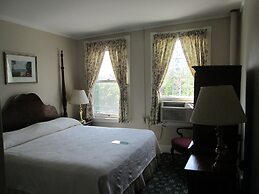 Middlebury Inn