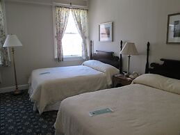 Middlebury Inn