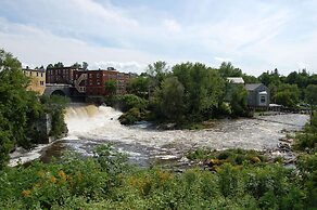 Middlebury Inn