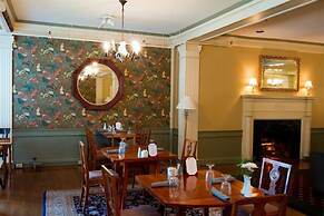 Middlebury Inn