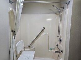 AmeriVu Inn & Suites