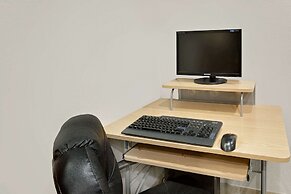 Super 8 by Wyndham Waynesboro