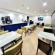 Days Inn by Wyndham Pleasant Prairie Kenosha