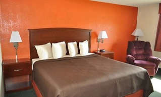 AmericInn by Wyndham Plymouth