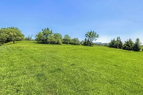 Days Inn & Suites by Wyndham Kansas City South