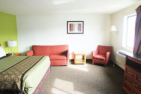 Super 8 by Wyndham South Boston VA