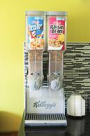 Super 8 by Wyndham South Boston VA