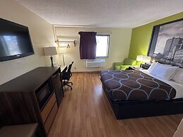 Super 8 by Wyndham Farmville