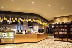 The Palace of the Lost City at Sun City Resort