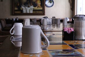 Maria Bonita Business Hotel & Suites