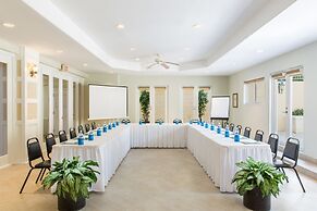 The Sands at Grace Bay